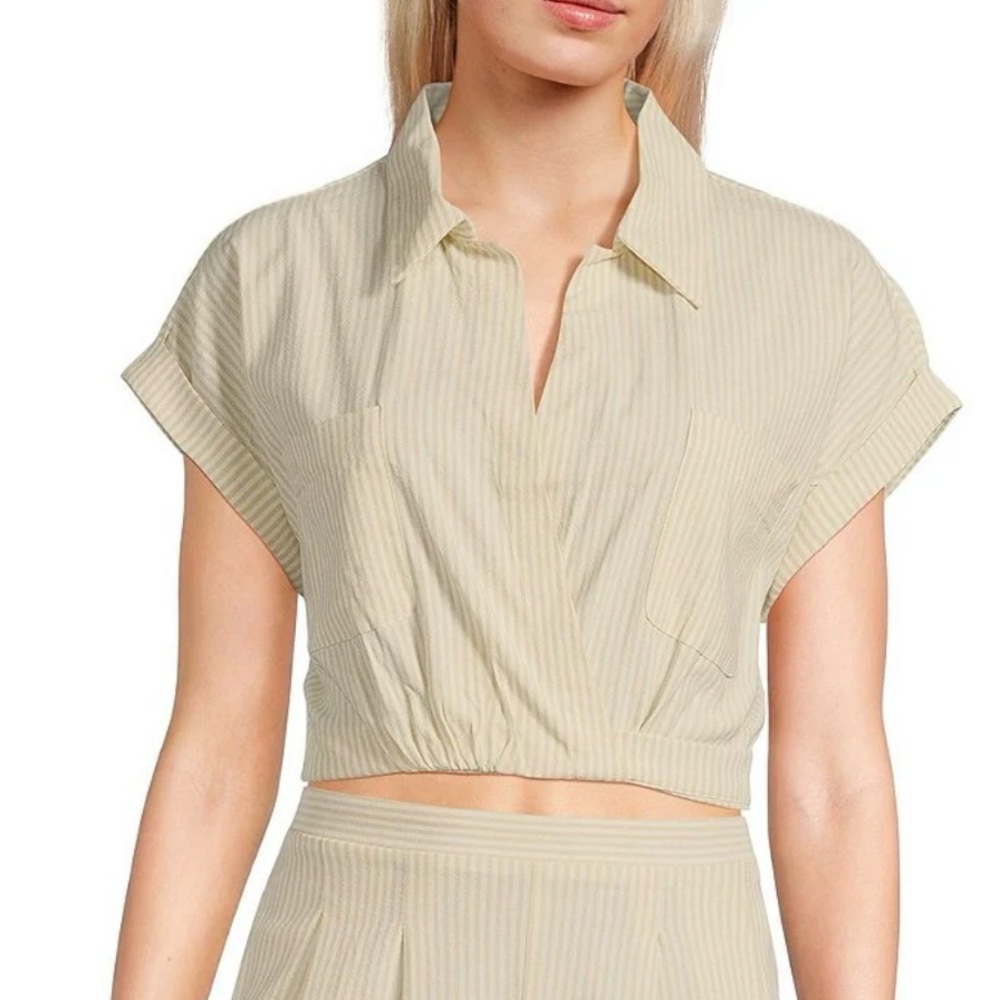 👗Blu Pepper cropped Cream Striped Top